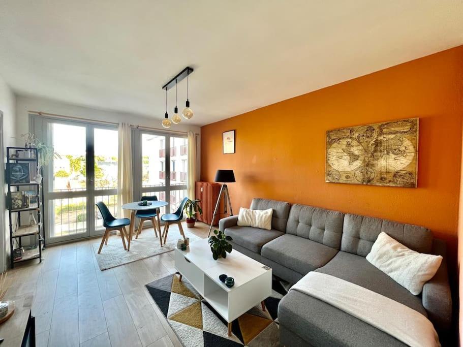 Le P'Tit Anatole - Joli T2 Avec Parking Apartment Poitiers Exterior photo